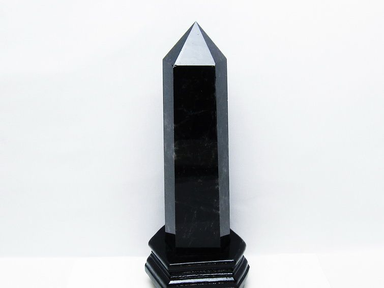 1.8Kg モリオン 黒水晶 六角柱 台座付属 一点物 152-4015