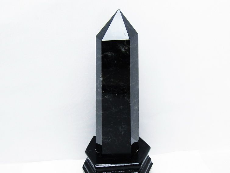 1.1Kg モリオン 黒水晶 六角柱 台座付属 一点物 152-4019 【sold out】