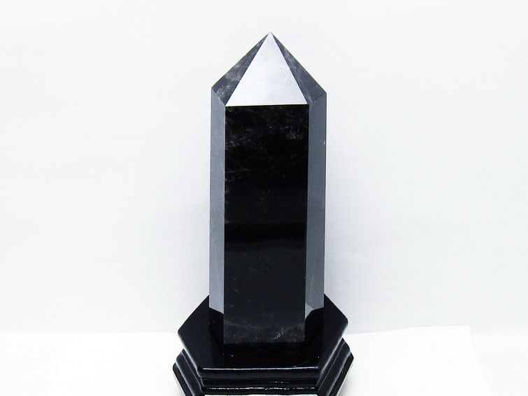 1.5Kg モリオン 黒水晶 六角柱 台座付属 一点物 152-4044