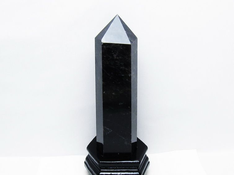 1.7Kg モリオン 黒水晶 六角柱 台座付属 一点物 152-4047
