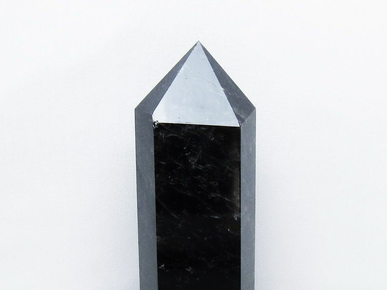 1.7Kg モリオン 黒水晶 六角柱 台座付属 一点物 152-4047