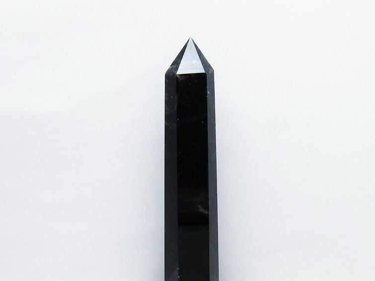 1Kg モリオン 黒水晶 六角柱 台座付属 一点物 152-4057