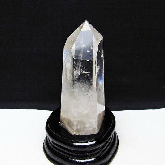 水晶 六角柱 水晶 ポイント 原石 置物 台座付属 一点物 152-4600