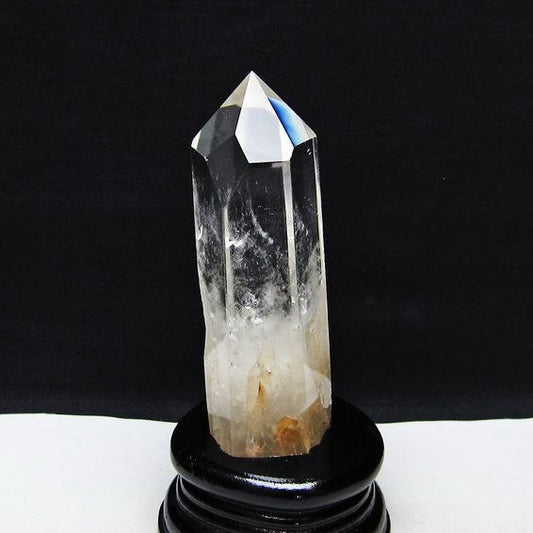 水晶 六角柱 水晶 ポイント 原石 置物 台座付属 一点物 152-4629