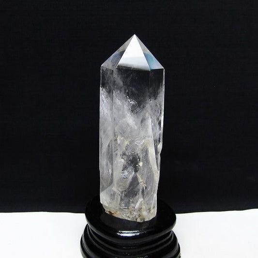 水晶 六角柱 水晶 ポイント 原石 置物 台座付属 一点物 152-4641
