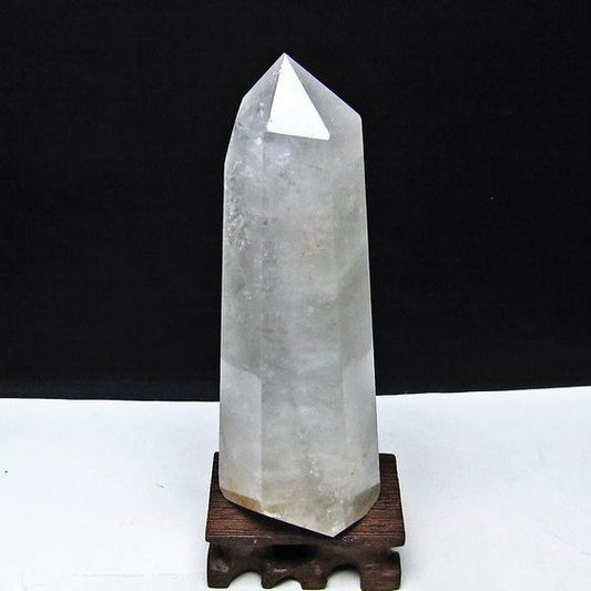 水晶 六角柱 水晶 ポイント 原石 置物 台座付属 一点物 152-4652