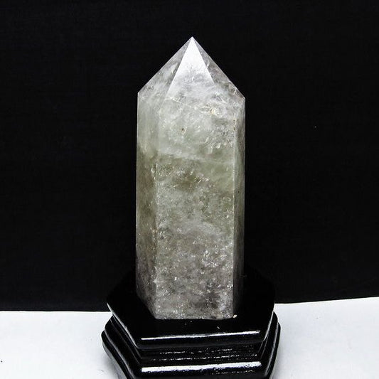 水晶 六角柱 水晶 ポイント 原石 置物 台座付属 一点物 152-4654