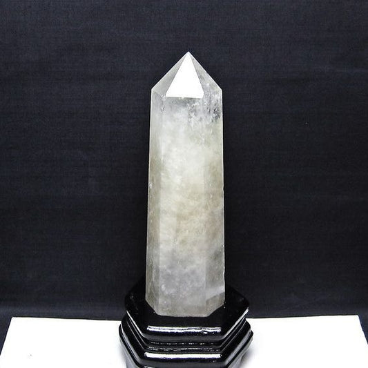 水晶 六角柱 水晶 ポイント 原石 置物 台座付属 一点物 152-4664