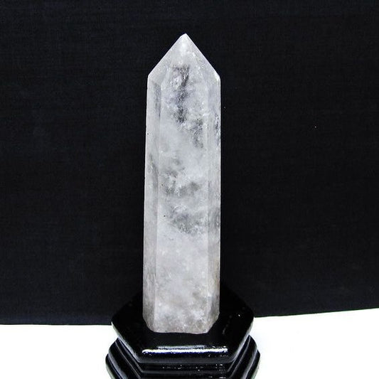 水晶 六角柱 水晶 ポイント 原石 置物 台座付属 一点物 152-4695