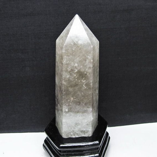 1Kg 水晶 六角柱 水晶 ポイント 原石 置物 台座付属 一点物 152-4707