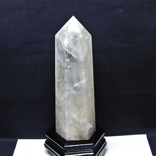 1.8Kg 水晶 六角柱 水晶 ポイント 原石 置物 台座付属 一点物 152-4732