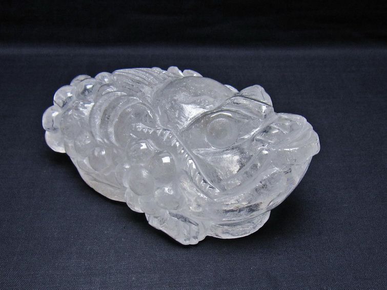 水晶 手彫り-卓上置物-キンセン-金蟾 一点物 154-111