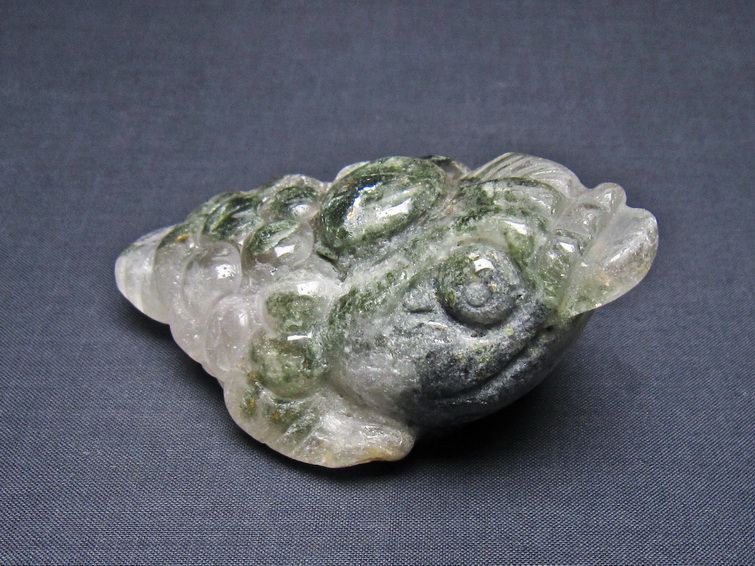 水晶 手彫り-卓上置物-キンセン-金蟾 ガーデンクォーツ 一点物 154-119