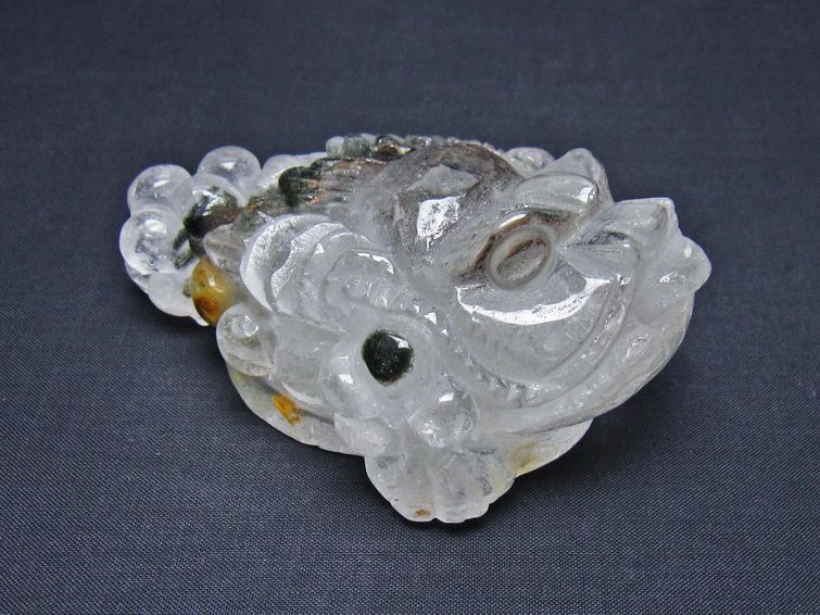 水晶 手彫り-卓上置物-キンセン-金蟾 ガーデンクォーツ 一点物 154-120