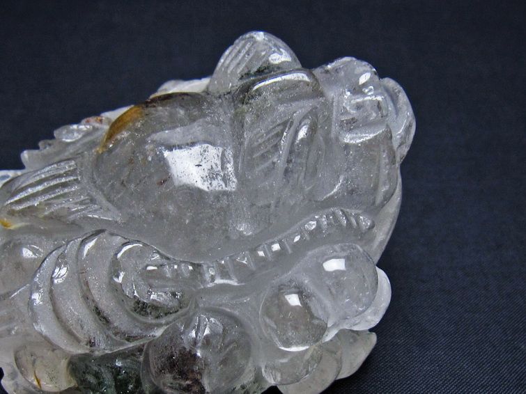水晶 手彫り-卓上置物-キンセン-金蟾 ガーデンクォーツ 一点物 154-121