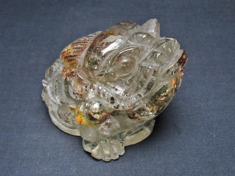 水晶 手彫り-卓上置物-キンセン-金蟾 ガーデンクォーツ 一点物 154-128