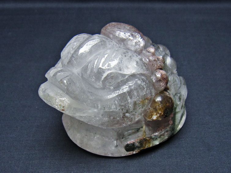 水晶 手彫り-卓上置物-キンセン-金蟾 ガーデンクォーツ 一点物 154-61