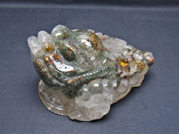 水晶 手彫り-卓上置物-キンセン-金蟾 ガーデンクォーツ 一点物 154-66
