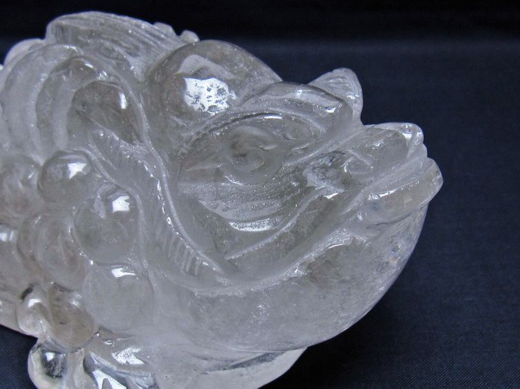 1.1Kg 水晶 手彫り-卓上置物-キンセン-金蟾 一点物 154-69