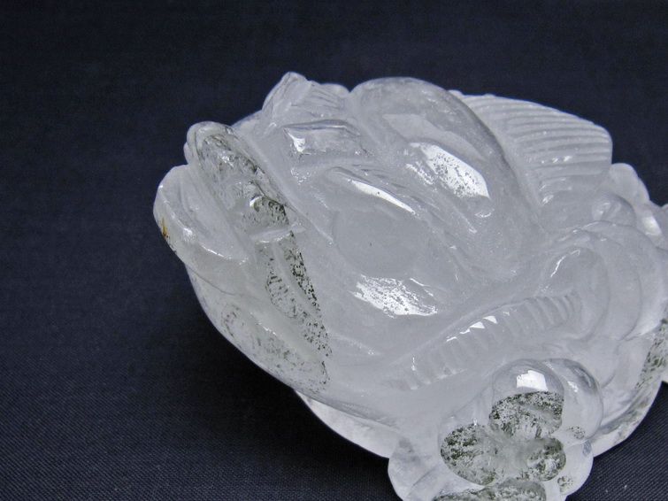 水晶 手彫り-卓上置物-キンセン-金蟾 ガーデンクォーツ 一点物 154-76