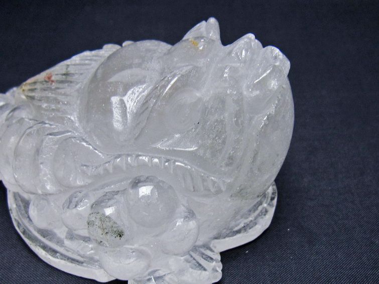 水晶 手彫り-卓上置物-キンセン-金蟾 ガーデンクォーツ 一点物 154-78