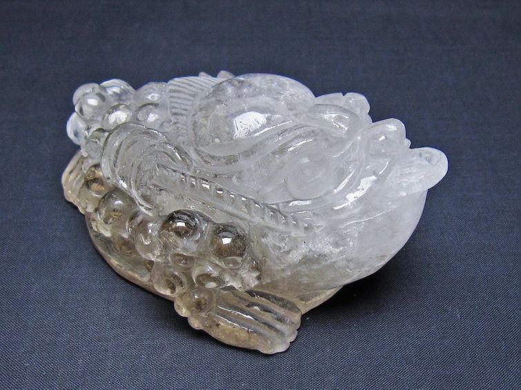 水晶 手彫り-卓上置物-キンセン-金蟾 一点物 154-79