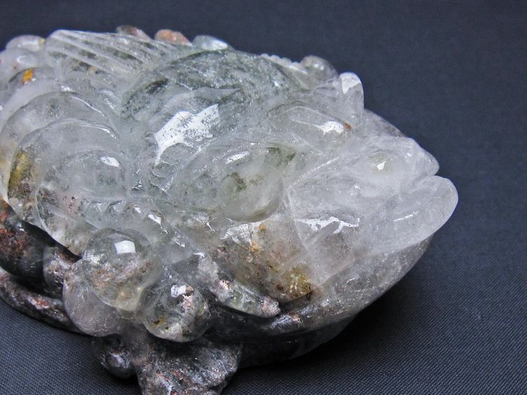 水晶 手彫り-卓上置物-キンセン-金蟾 ガーデンクォーツ 一点物 154-80