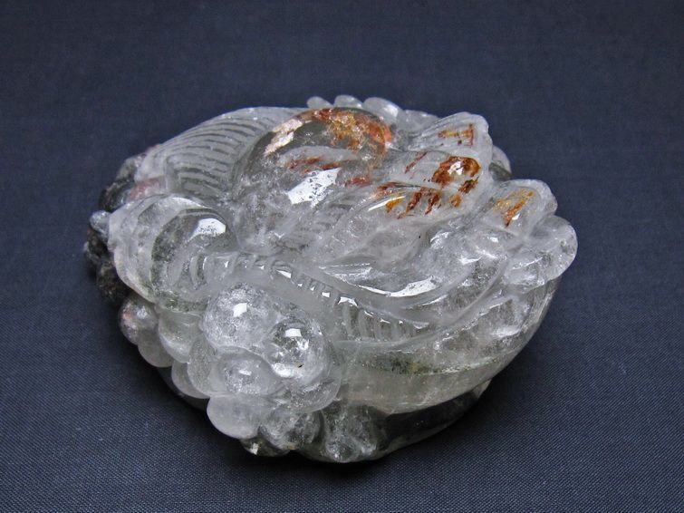 水晶 手彫り-卓上置物-キンセン-金蟾 ガーデンクォーツ 一点物 154-82