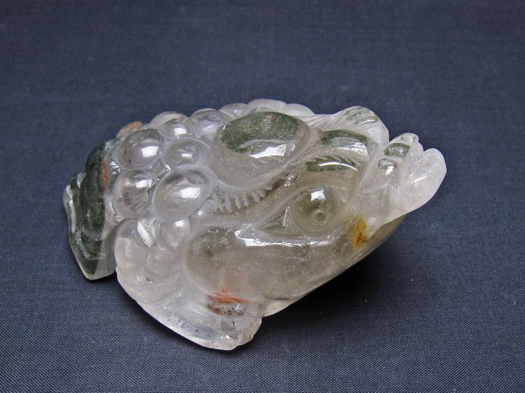 水晶 手彫り-卓上置物-キンセン-金蟾 ガーデンクォーツ 一点物 154-83