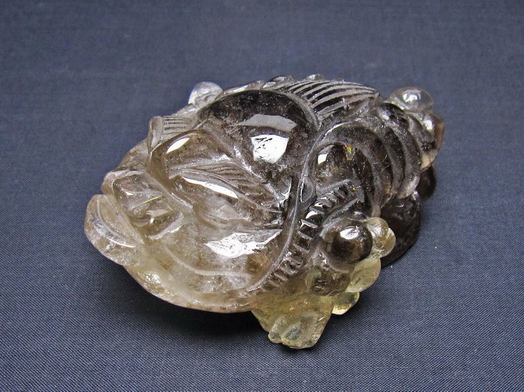 水晶 手彫り-卓上置物-キンセン-金蟾 一点物 154-84