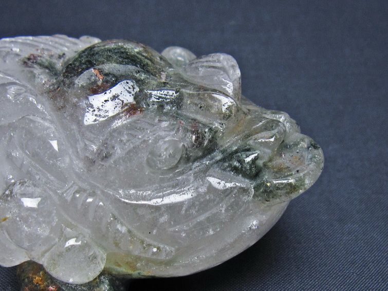 水晶 手彫り-卓上置物-キンセン-金蟾 ガーデンクォーツ 一点物 154-95