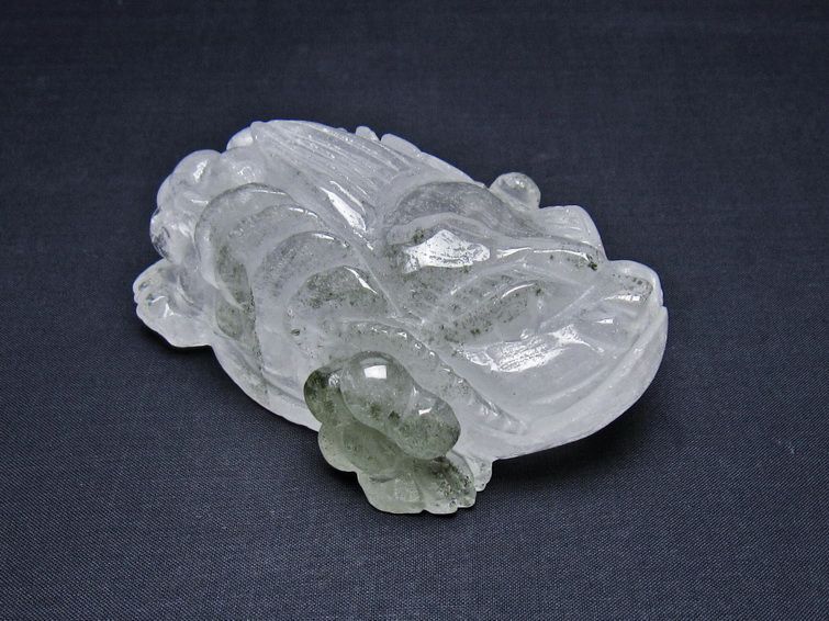 水晶 手彫り-卓上置物-キンセン-金蟾 ガーデンクォーツ 一点物 154-96