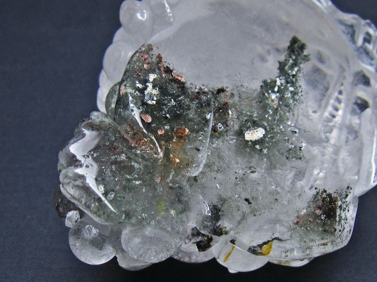 水晶 手彫り-卓上置物-キンセン-金蟾 ガーデンクォーツ 一点物 154-98