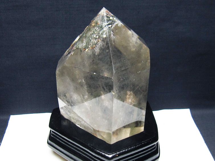 2.6Kg グリーンファントム 六角柱 台座付属 一点物 162-410