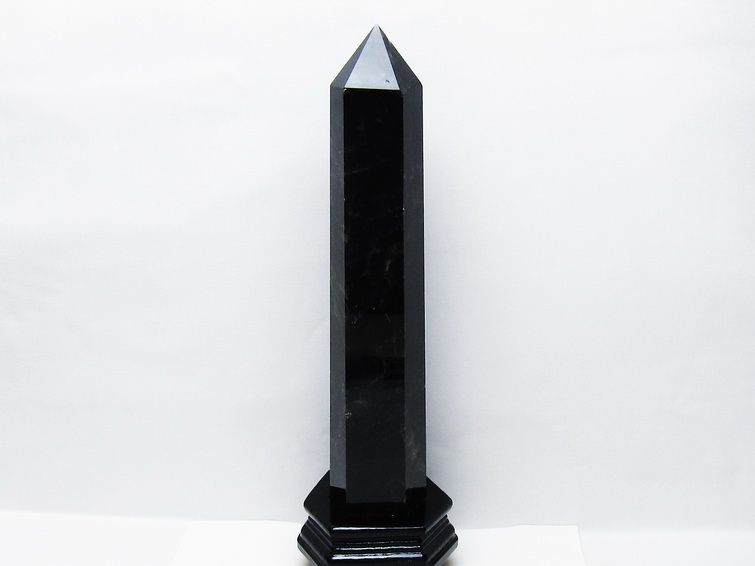 2.1Kg モリオン 黒水晶 六角柱 台座付属 一点物 162-430