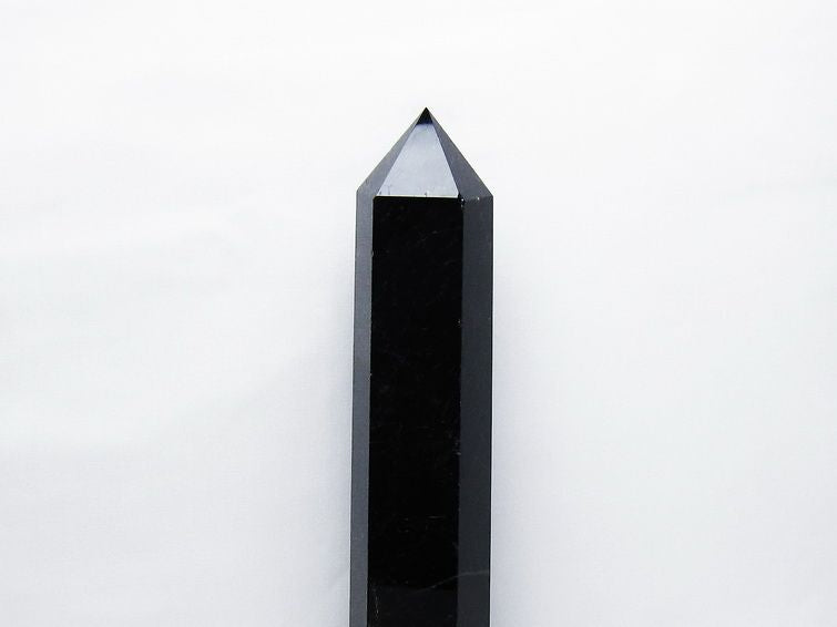 2.7Kg モリオン 黒水晶 六角柱 台座付属 一点物 162-431