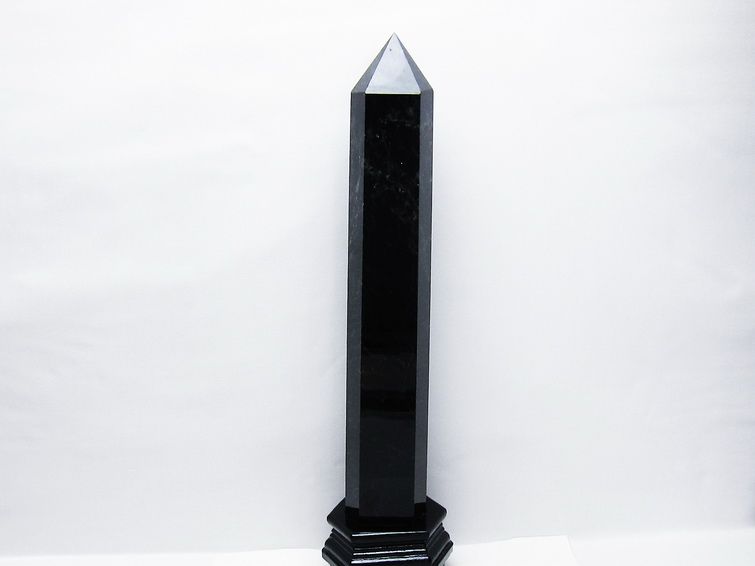 2.3Kg モリオン 黒水晶 六角柱 台座付属 一点物 162-432