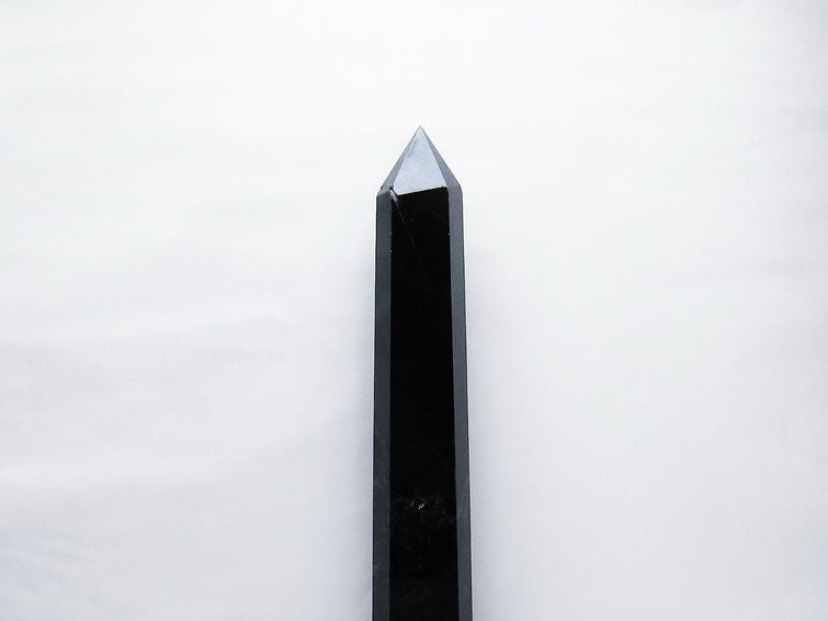 2.4Kg モリオン 黒水晶 六角柱 台座付属 一点物 162-438