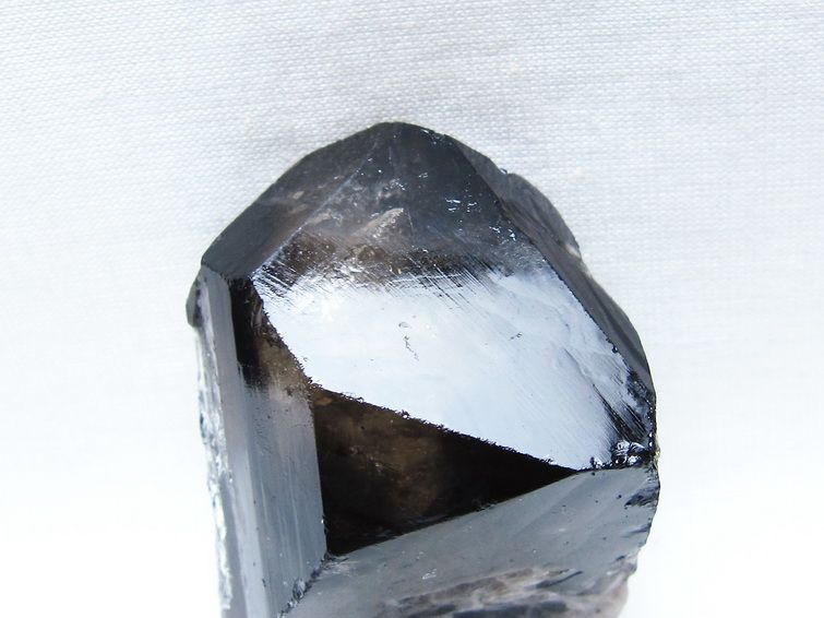 黒水晶 モリオン 原石 山東省産 一点物 171-10004