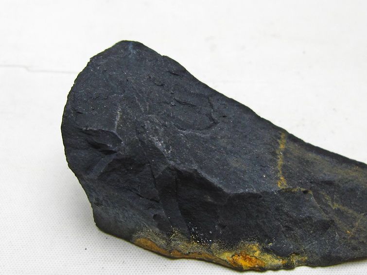 ブラックシリカ 原石 一点物 171-10538
