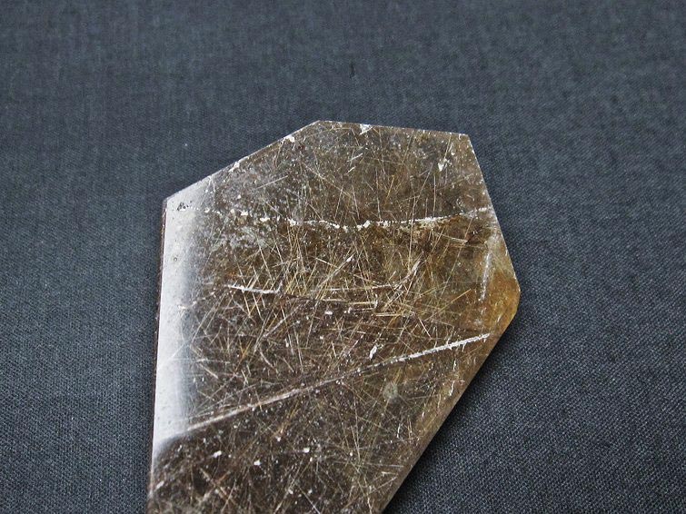 プラチナルチル 水晶 原石 プラチナルチルクォーツ 一点物 171
