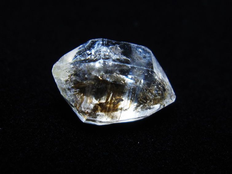 オイルインクォーツ 原石 石油入り 水晶 171-5027