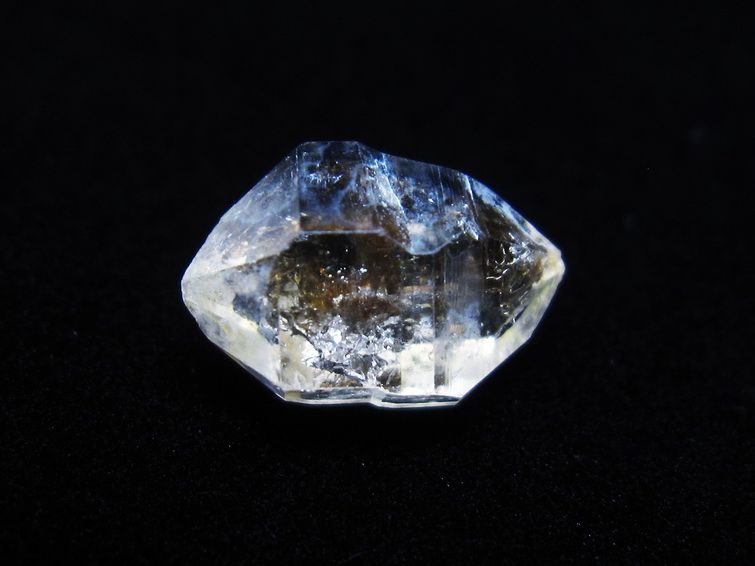 オイルインクォーツ 原石 石油入り 水晶 171-5027