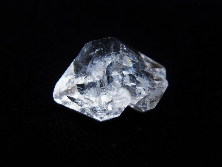 オイルインクォーツ 原石 石油入り 水晶 171-5036