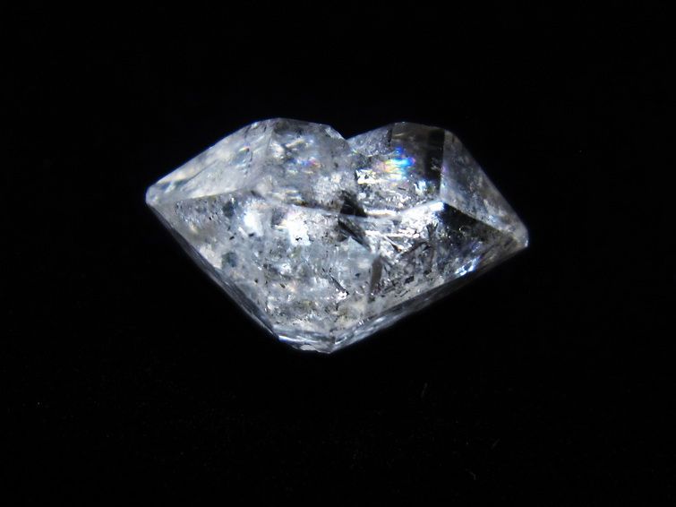 オイルインクォーツ 原石 石油入り 水晶 171-5036