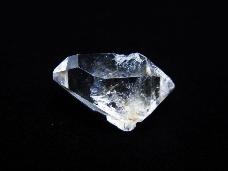 オイルインクォーツ 原石 石油入り 水晶 171-5043