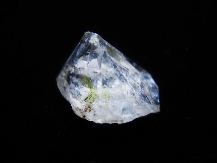 オイルインクォーツ 原石 石油入り 水晶 171-5047