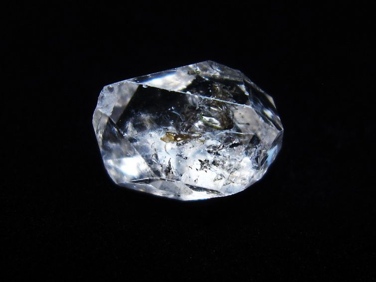 オイルインクォーツ 原石 石油入り 水晶 171-5064