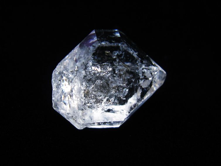 オイルインクォーツ 原石 石油入り 水晶 171-5073