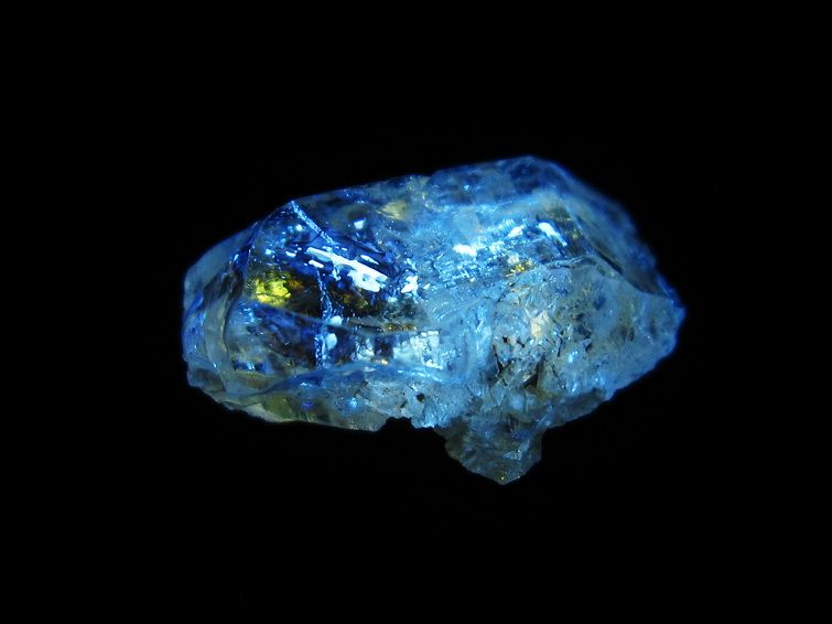オイルインクォーツ 原石 石油入り 水晶 171-5077